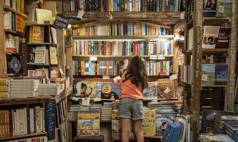 On a Greek Island, a Bookstore With Some Mythology of Its Own