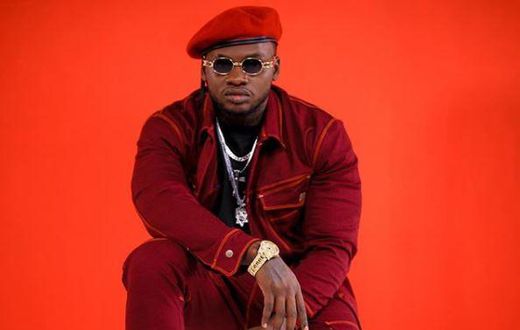 Khaligraph Jones beats all odds and performs at event after police turned off sound (Video)