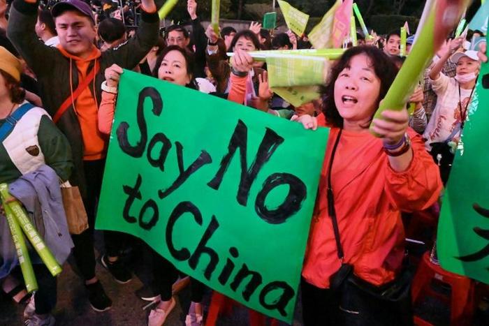 Supporters of Taiwan's President Tsai Ing-wen from the ruling Democratic Progressive Party (DPP) want the island to resist pressure from China