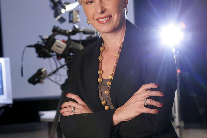 Bobbie Battista, a Mainstay Anchor at CNN, Dies at 67