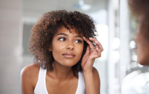 How to grow thick eyebrows (verywellhealth)