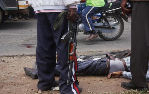 7 thugs shot dead