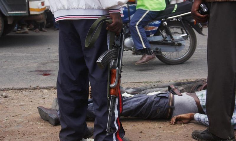 7 thugs shot dead