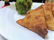 Recipe: Quick Beefy Mini-samosas with a Pulselive Twist