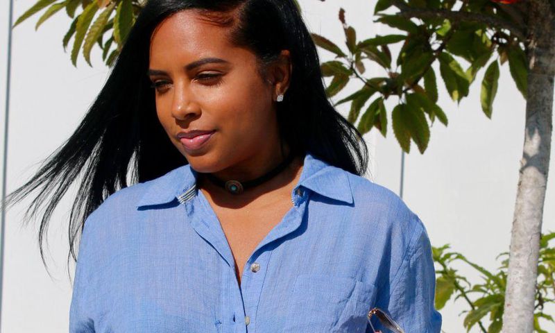 Fashion tips for nursing moms (Major Must Haves)