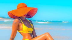 Huddah Monroe in trouble after attacking Alcohol Billboards in Nairobi