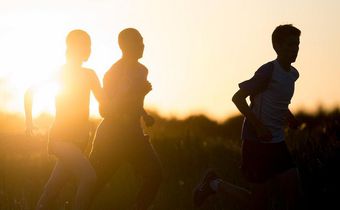 5 Hacks to Stick to Your New Year's Resolutions