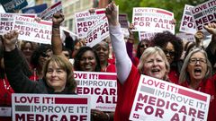 Big Nurses Union Backs Bernie Sanders and His Push for 'Medicare for All'