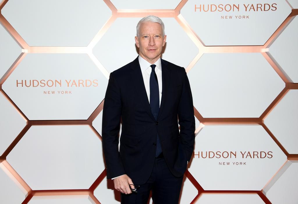 40 Single Celebrities Over 40 Years Old