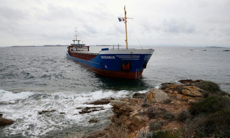 The Rhodanus, transporting 2,650 tonnes of steel coils and seven crew, ran into trouble in the Mouths of Bonifacio nature reserve