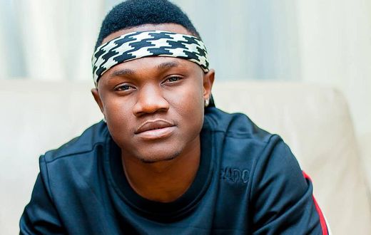 Mbosso’s reaction after Kenyan lady threatened to take poison if he rejects her