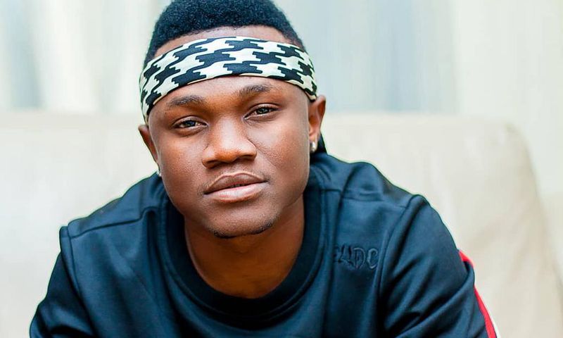 Mbosso’s reaction after Kenyan lady threatened to take poison if he rejects her