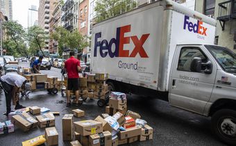 1.5M Packages a Day: The Internet Brings Chaos to NY Streets