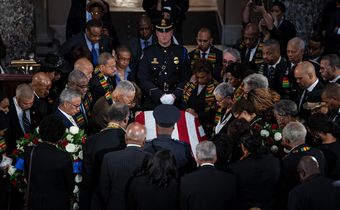 In Tribute to Cummings, Obama Hints at Rebuke of Trump