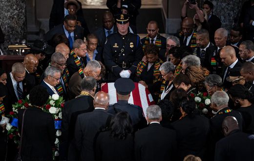 In Tribute to Cummings, Obama Hints at Rebuke of Trump