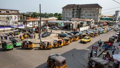 Cars and tuk-tuk taxis often need to wait for hours at fuel stations as Liberia experience petrol a shortage