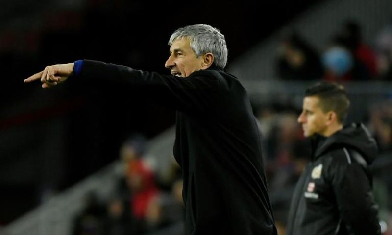 Quique Setien enjoyed a winning start as coach of Barcelona, although only just
