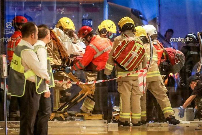 Eye-witnesses told local media that a Mandarin-speaking man attacked people shortly after shouting pro-Beijing slogans