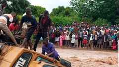 46-seater matatu with passengers plunges into flooded River Kyamela, Makueni County