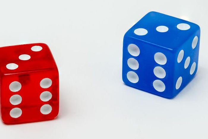 How to Solve Amazon's Tricky Dice Brainteaser