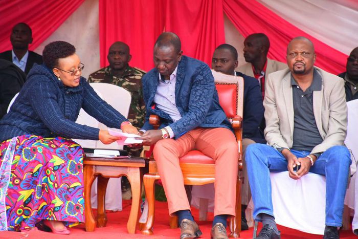 DP Ruto with other leaders in Nyandarua on Saturday