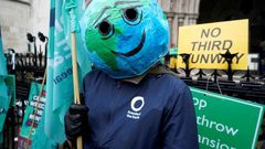 Opponents welcome an appeal ruling against building a controversial third runway at London's Heathrow airport, Europe's busiest.