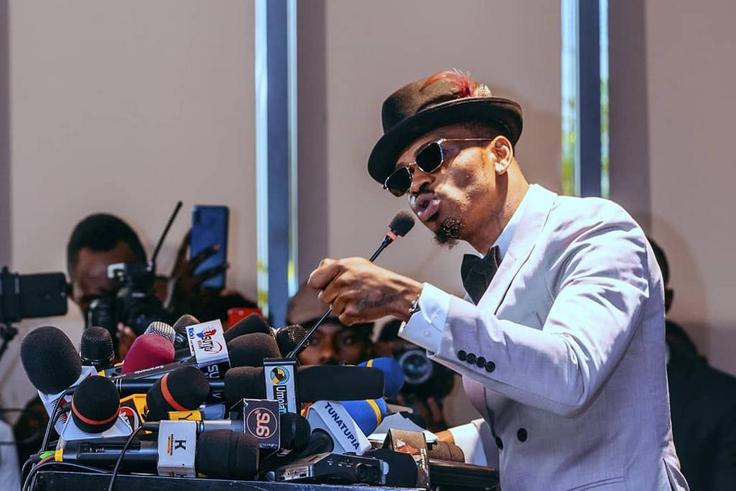 Diamond Platnumz makes peace with his former allies Bob Junior, Kifesi, Mwarabu Fighter Q Boy Msafi and Papa Misifa ahead of his Major concert
