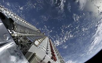 SpaceX Launches 60 Additional Starlink Satellites to Orbit