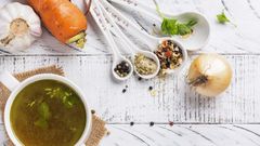 8 Very Real Benefits Of Bone Broth