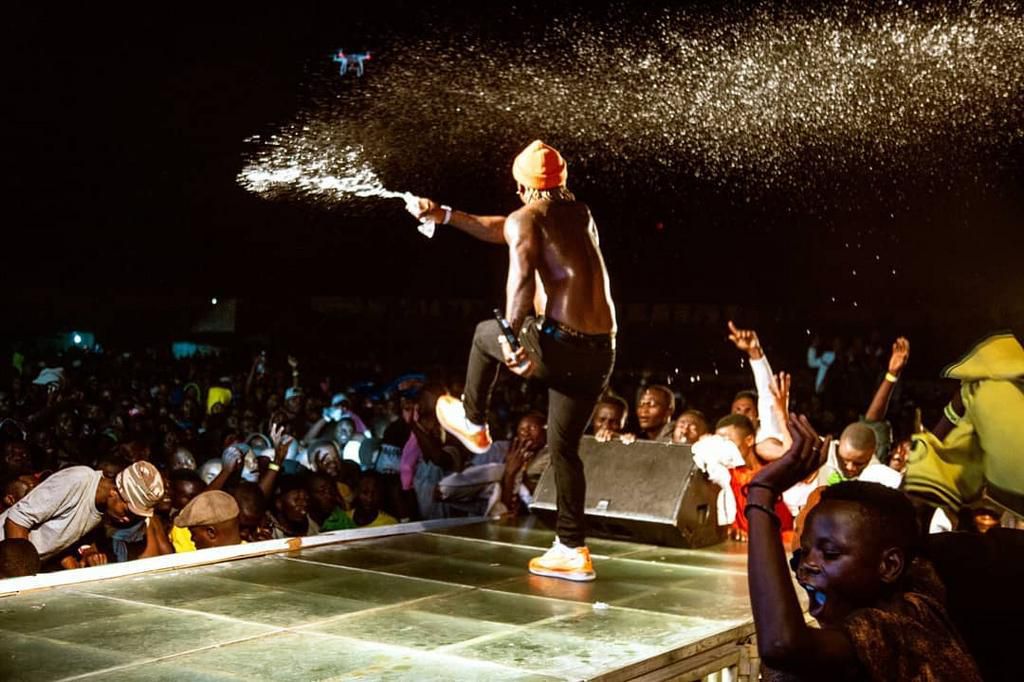 Fan hits Harmonize during highly attended show in Sumbawanga (Video)