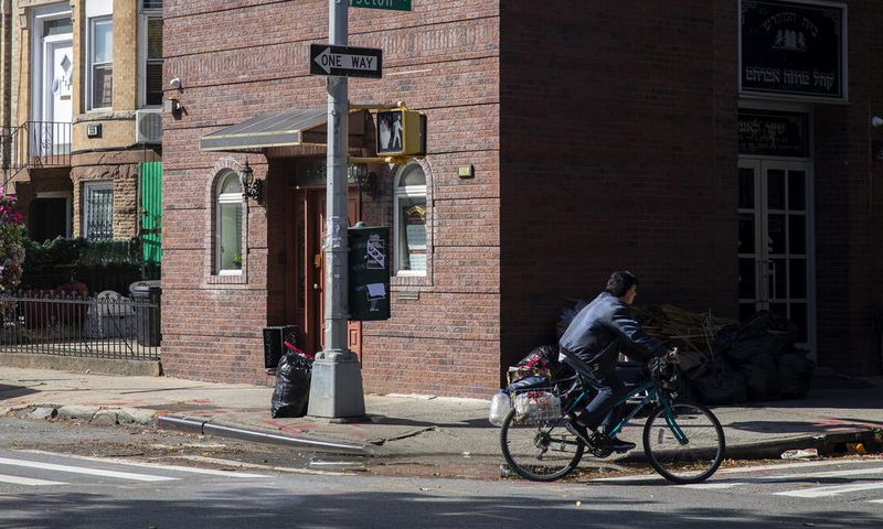 After Spike in Deaths, New York to Get 250 Miles of Protected Bike Lanes