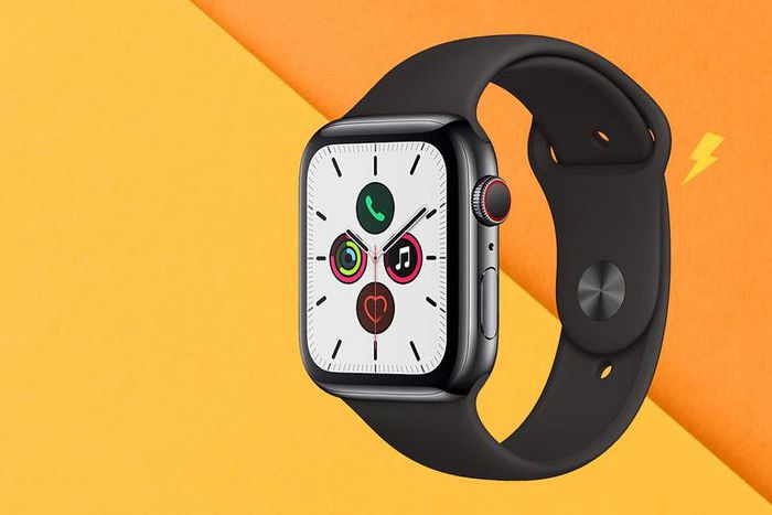 Apple's Latest Smartwatch is On Sale Right Now