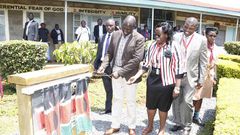 DP Ruto at St Bhakita Kiburia Girls’ Secondary School, Gichugu, Kirinyaga County on Friday shortly after leaving a fund raiser in Nyeri.