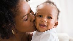 Mom and baby(sciencenews)