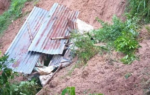 File image of a collapsed house. Family of 3 crushed to death after house collapsed in Mwasere village in Mwatate, Taita Taveta County