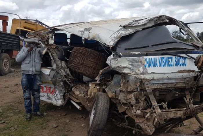 8 feared dead in grisly accident involving multiple vehicles