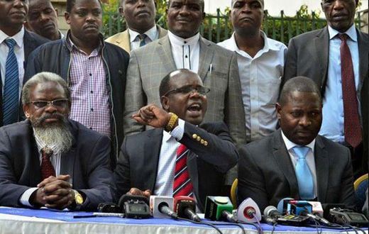 Lecturers announce strike