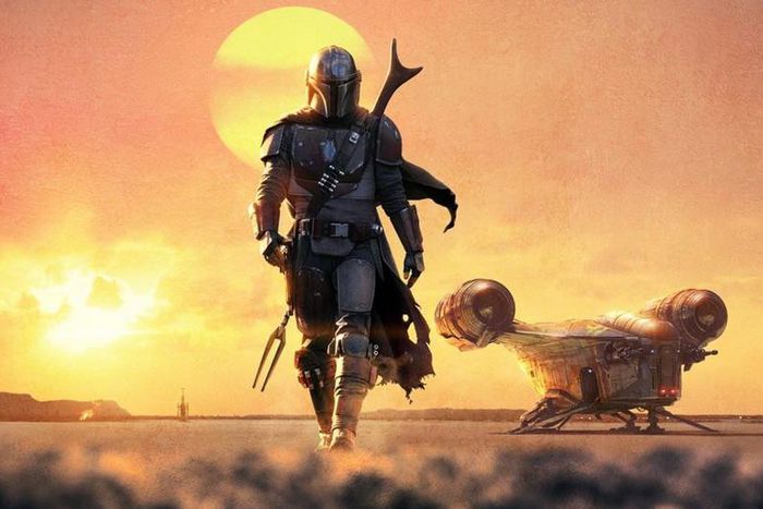 Pedro Pascal's Mandalorian is Like Clint Eastwood