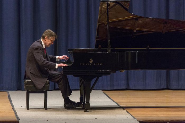 Peter Serkin, 72, Dies; Pianist With Pedigree Who Forged a New Path