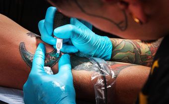7 Signs Your Tattoo Is Infected