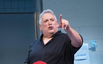 Review: Abzug and Fierstein, on the Same Ticket in 'Bella Bella'