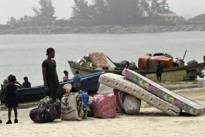 Navy personnel last week shot in the air and bulldozed houses as they cleared a community of some 10,000 people living on an island in Lagos