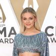 Kelsea Ballerini Shows Off Toned Abs, Legs At CMAs