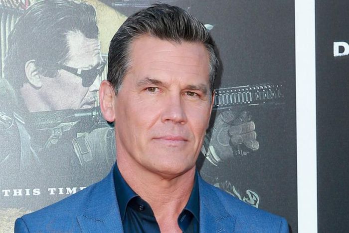Josh Brolin Tries 'Butt Sunning' Wellness Trend