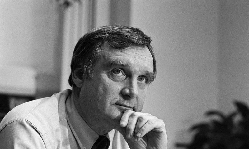 Michael Armstrong, Who Led Probe of N.Y. Police Corruption, Dies at 86