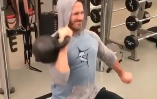 This 3-Move Upper Body Circuit Is Super Quick