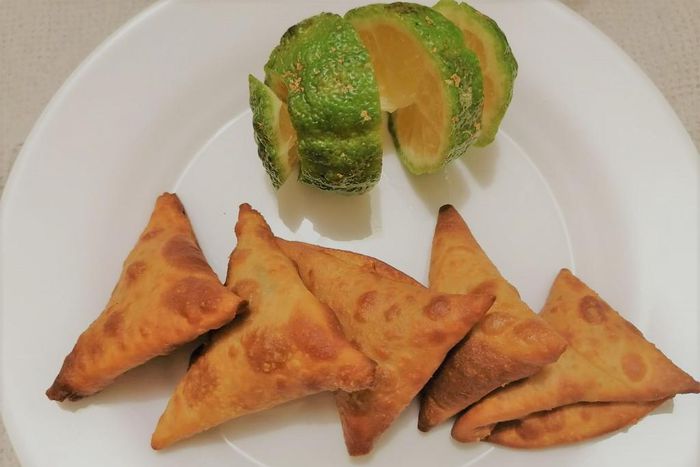 Recipe: Quick Beefy Mini-samosas with a Pulselive Twist