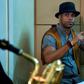 El músico de jazz cubano Roberto Fonseca toca el piano durante un ensayo en La Habana el 11 de diciembre de 2019