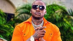 Khaligraph Jones beats all odds and performs at event after police turned off sound (Video)