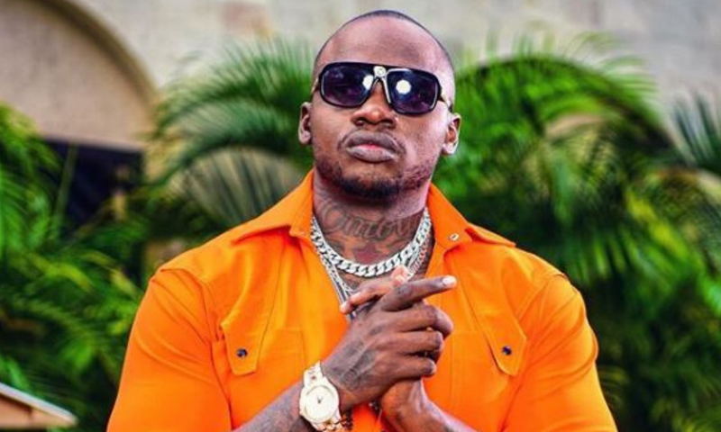 Khaligraph Jones beats all odds and performs at event after police turned off sound (Video)